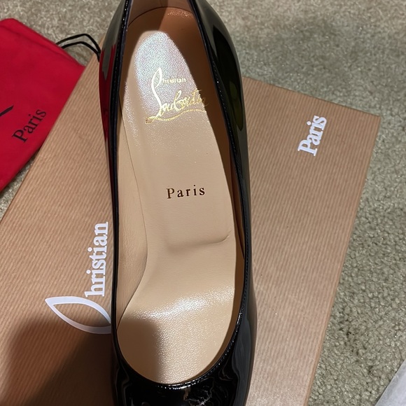 Christian Louboutin new simple pump 100 patent calf.  Size 38.5 - Picture 5 of 10